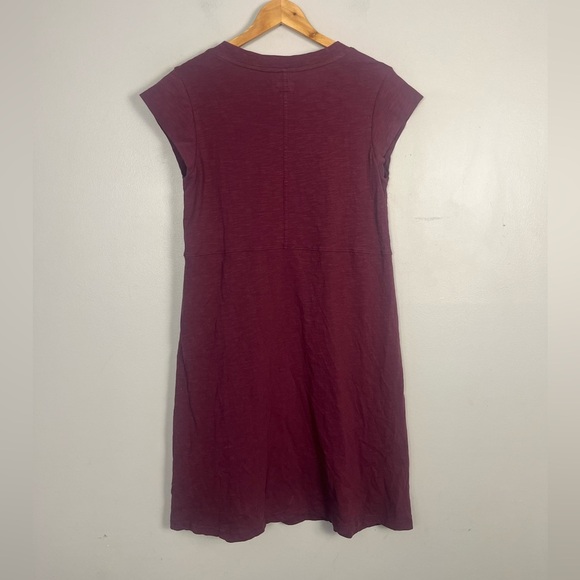 Pact maroon tshirt organic cotton dress size medium sustainable - Picture 6 of 6
